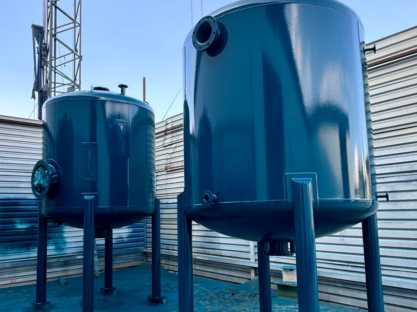 blue filtration vessels